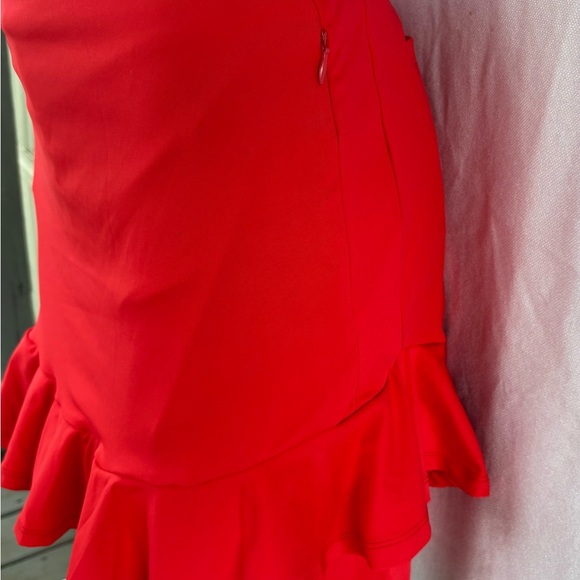 Acegolfs Women's Golf or Tennis Skort with a ruffle hem - Picture 3 of 13